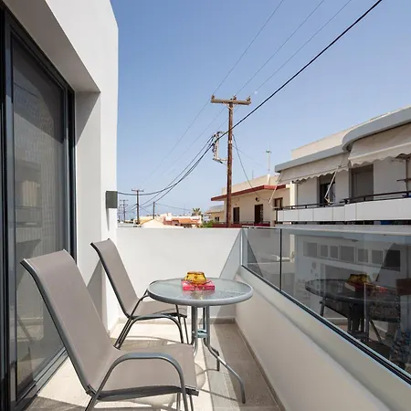 Nick And Helen * Réthimno