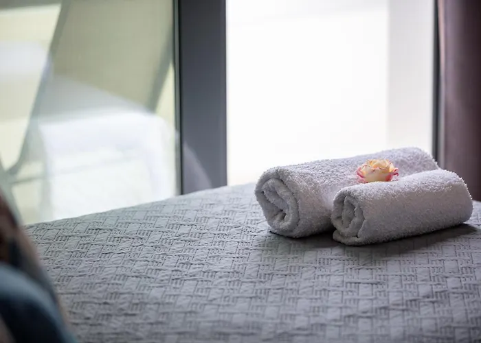 Nick&helen Apartment