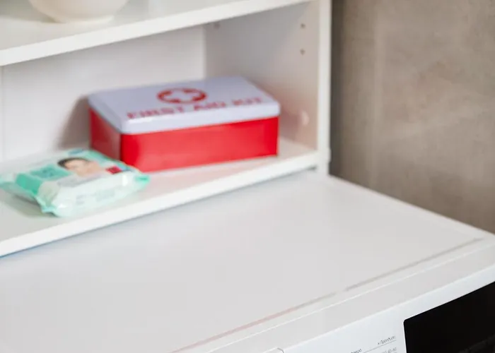 Nick And Helen * Rethymno